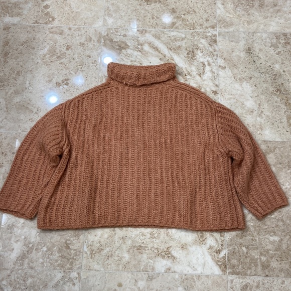 Free People Papaya Chunky Sweater. Size Small. NWT - Picture 7 of 9